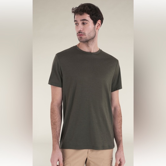 Icebreaker Superfine Ultralite 100% Merino Wool Forest Green Short Sleeve Tee - Picture 1 of 11
